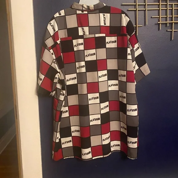 Mens shirt size xl - Picture 2 of 3